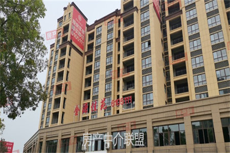 御林苑A区3室2厅2卫55万110m2简装出售